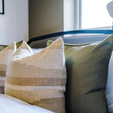 Homebird - Tavistock *