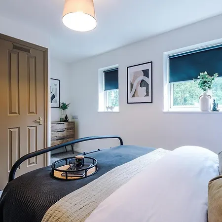 Homebird - Tavistock Leeds (West Yorkshire)