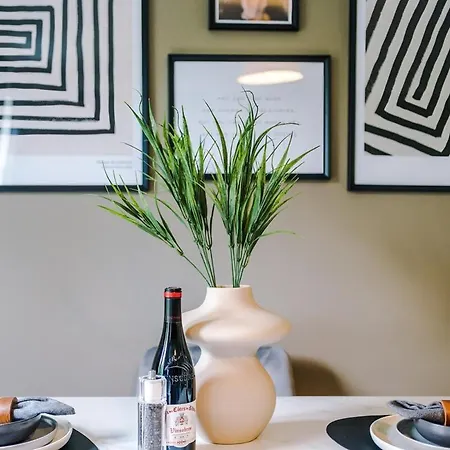 Homebird - Tavistock *