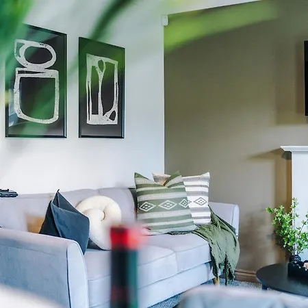 Homebird - Tavistock