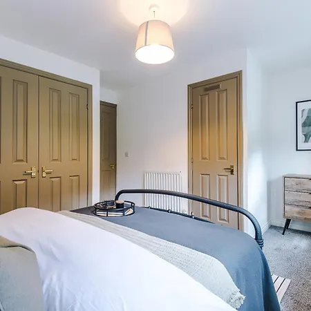 Homebird - Tavistock Leeds (West Yorkshire)