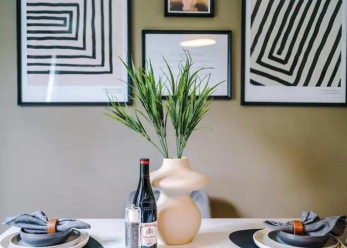 Homebird - Tavistock *